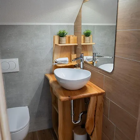Apartma Biba *